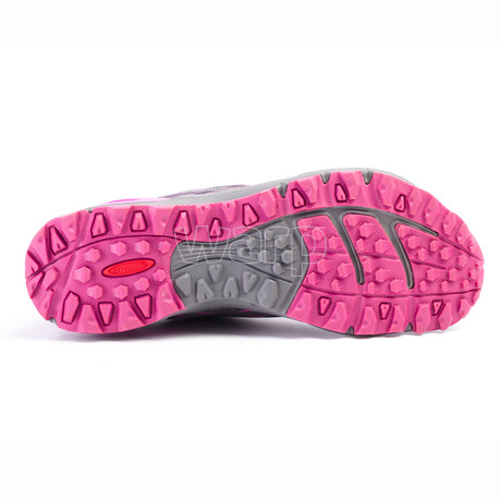 Treksta AlterEgo woman pink outsole